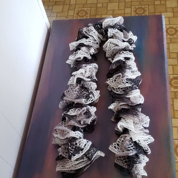 Accessories - Beautiful Crocheted Scarf Black White Gray